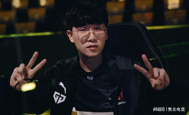 为团队奠定 为团队奠定