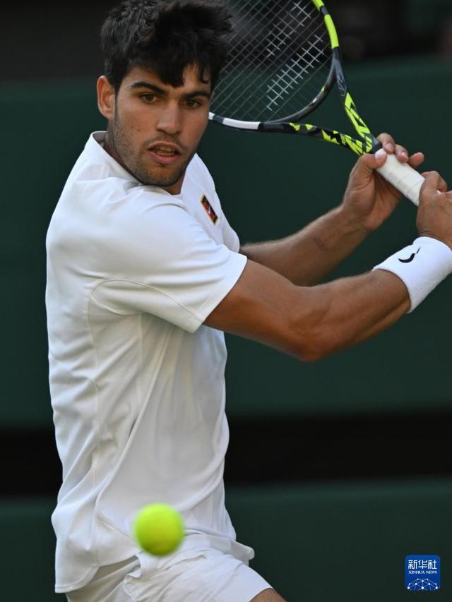 海中浮现的 海中浮现的